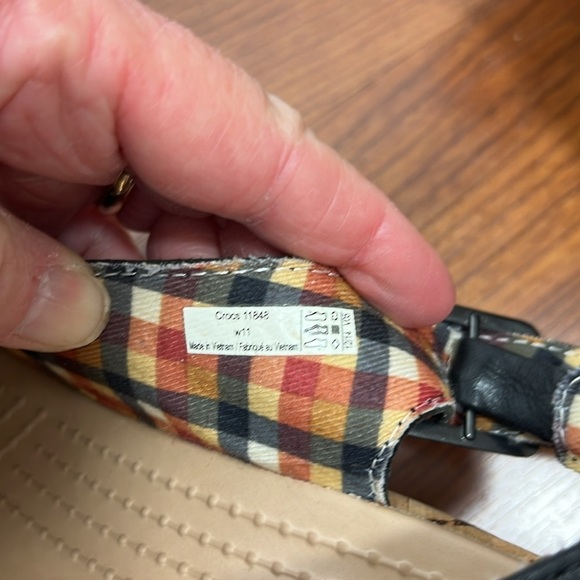 Crocs A-Leigh Sz 11 Leather & Cork Slingback Wedge Sandals Black - Picture 3 of 10